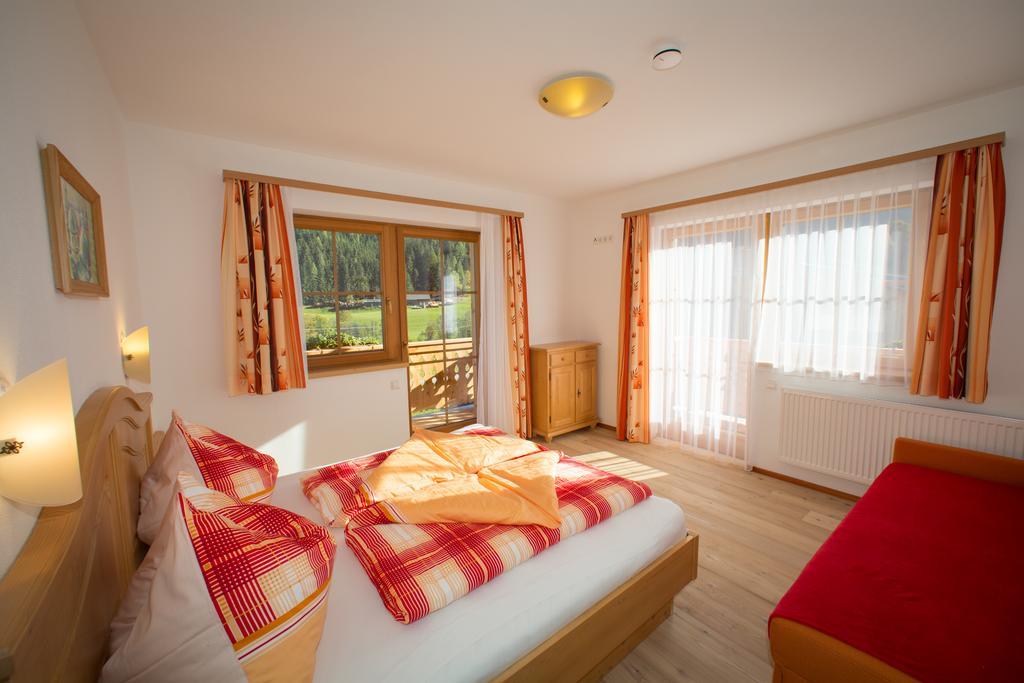 Rojerhof Farm stay *